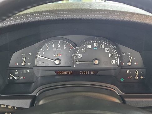 Used 2006 Cadillac XLR V RWD image 26