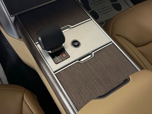 New 2026 Land Rover Range Rover SE image 34
