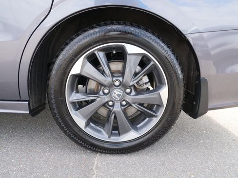 Used 2024 Honda Odyssey Elite image 12