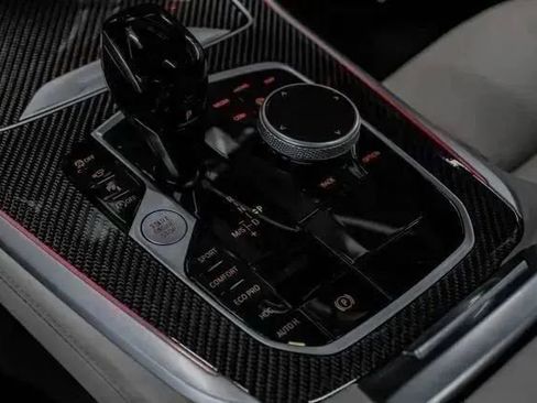 Used 2022 BMW X5 M50i w/ Premium Package image 28