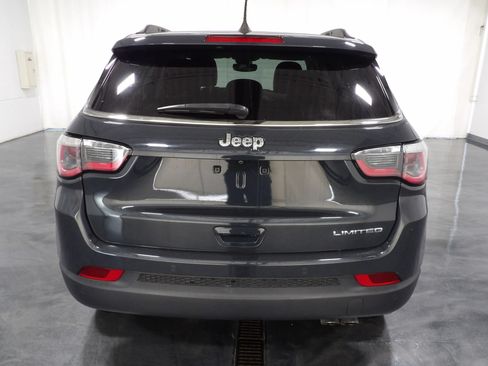 Used 2018 Jeep Compass Limited w/ Navigation Group FWD image 5