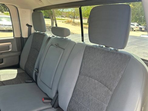 Used 2014 RAM 1500 Classic SLT w/ Remote Start & Security Group AWD/4WD image 17