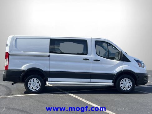 Used 2024 Ford Transit 250 Base w/ Exterior Upgrade Package image 26