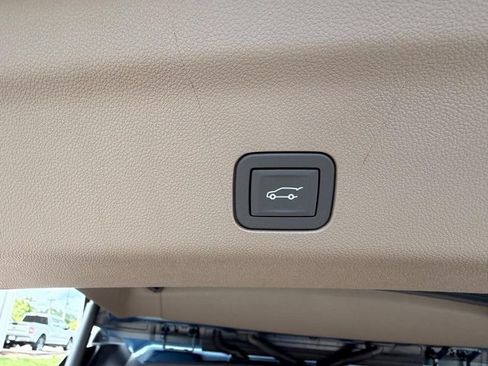 New 2026 GMC Yukon XL Denali w/ Sun & Power Step Package AWD/4WD image 6
