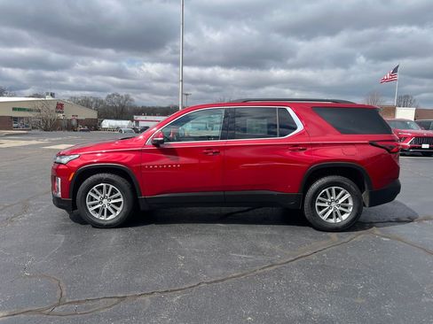 Certified 2023 Chevrolet Traverse LT w/ Rear Camera Mirror Package AWD/4WD image 4