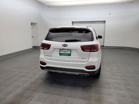 Used 2019 Kia Sorento EX FWD image 7
