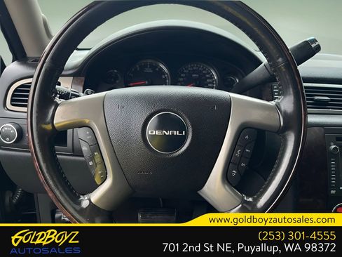 Used 2014 GMC Yukon Denali image 34