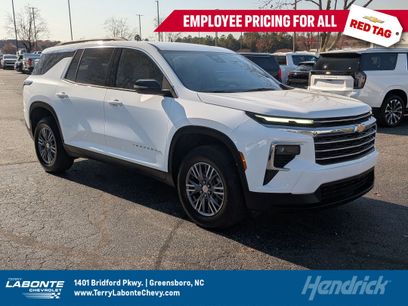 Certified 2025 Chevrolet Traverse LT