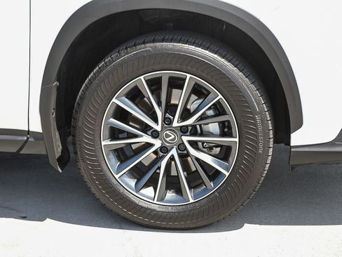 Used 2025 Lexus NX 350h AWD w/ Premium Package image 10