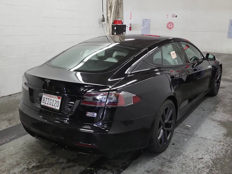 Used 2022 Tesla Model S Plaid AWD/4WD image 4