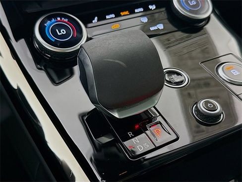 Certified 2023 Land Rover Range Rover Sport SE image 19