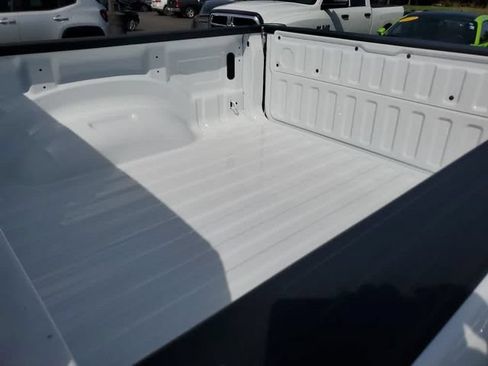 New 2026 RAM 1500 Express AWD/4WD image 10