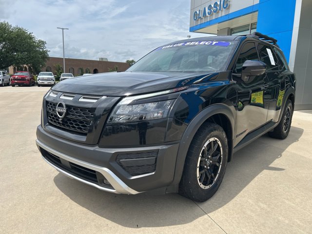 Used 2023 Nissan Pathfinder Rock Creek AWD/4WD image 3