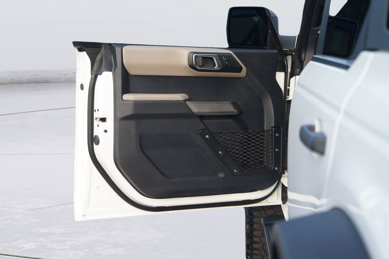 Used 2023 Ford Bronco Wildtrak AWD/4WD image 30