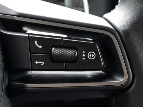 Used 2023 Porsche 911 Carrera 4S w/ Sport Package image 32