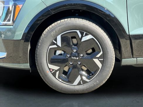 New 2026 Kia Niro Wind image 23