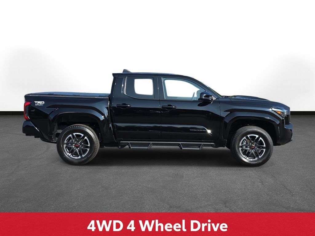 Certified 2025 Toyota Tacoma TRD Sport AWD/4WD image 5