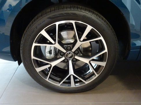 New 2026 Audi Q3 quattro 2.0T AWD/4WD image 7