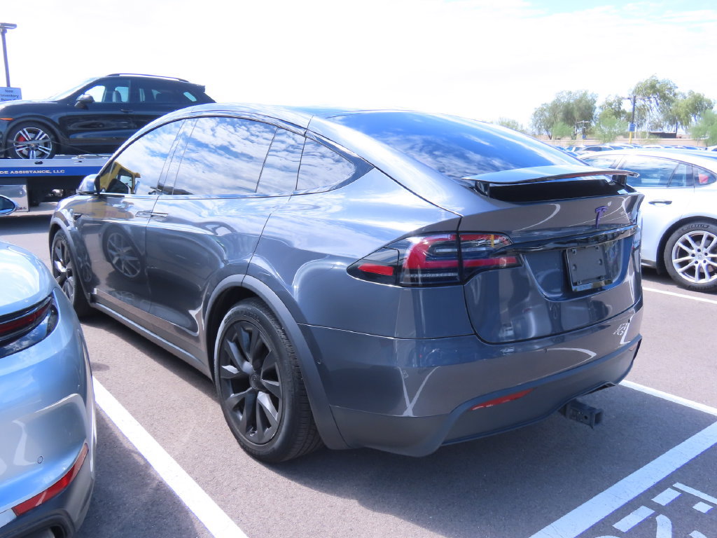 Used 2022 Tesla Model X AWD/4WD image 4