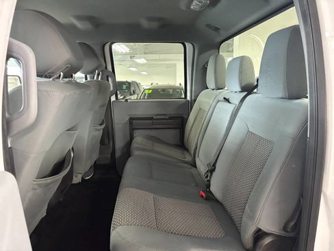 Used 2016 Ford F250 XLT w/ Camper Package image 12