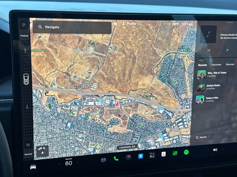 Used 2024 Tesla Model X AWD/4WD image 20