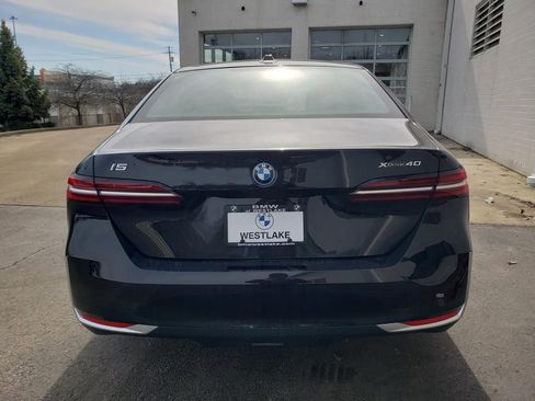 New 2026 BMW i5 eDrive40 image 5