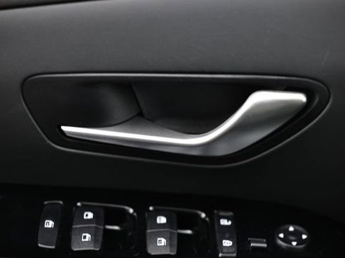 Certified 2024 Hyundai Tucson Limited image 18