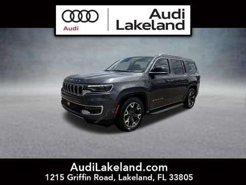Used 2024 Jeep Wagoneer Series III AWD/4WD image 1
