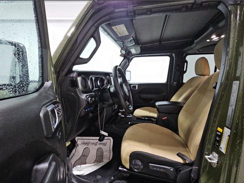 Used 2023 Jeep Wrangler Unlimited AWD/4WD image 8