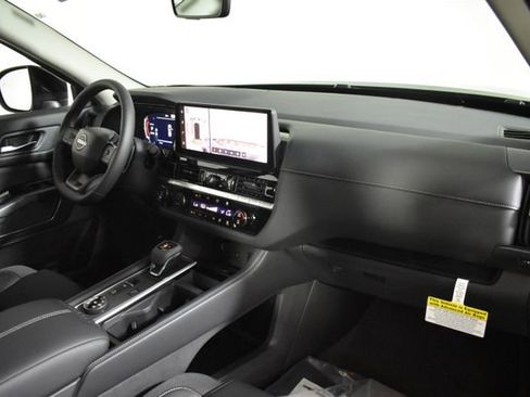 New 2026 Nissan Pathfinder SL AWD/4WD image 40