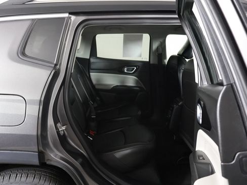 Used 2022 Jeep Compass Limited AWD/4WD image 29