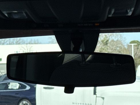 Used 2020 Chevrolet Silverado 1500 Custom Trail Boss w/ Custom Convenience Package image 26