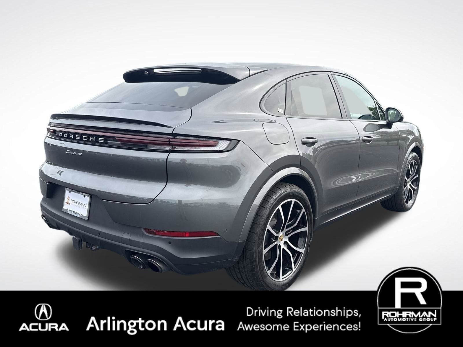 Used 2024 Porsche Cayenne Coupe AWD/4WD image 9
