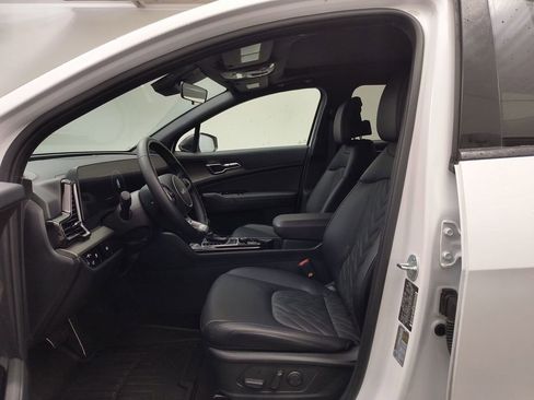 Used 2025 Kia Sportage X-Pro Prestige image 4