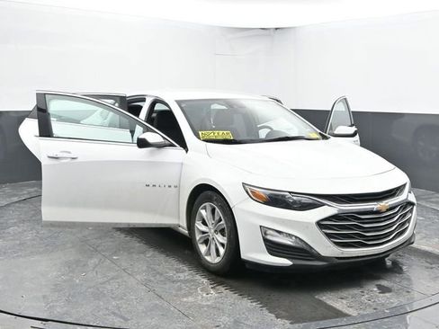 Used 2025 Chevrolet Malibu LT image 51