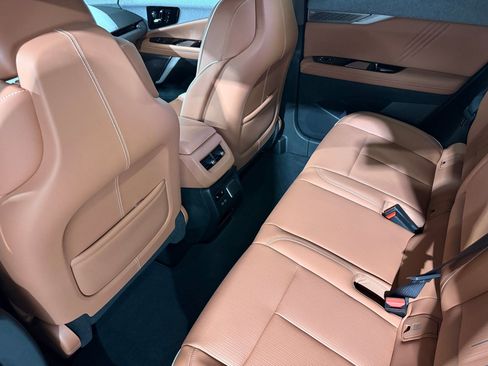 New 2025 Cadillac Optiq Luxury 2 AWD/4WD image 12