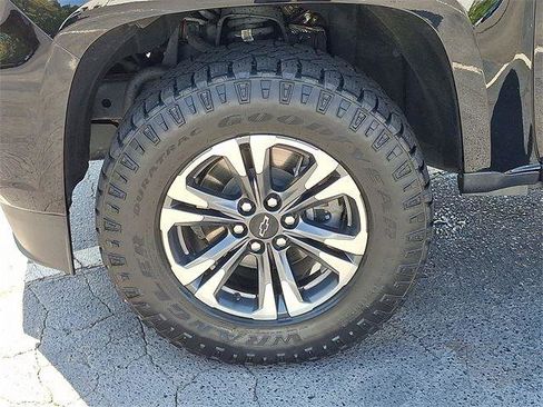 Used 2022 Chevrolet Colorado Z71 image 28