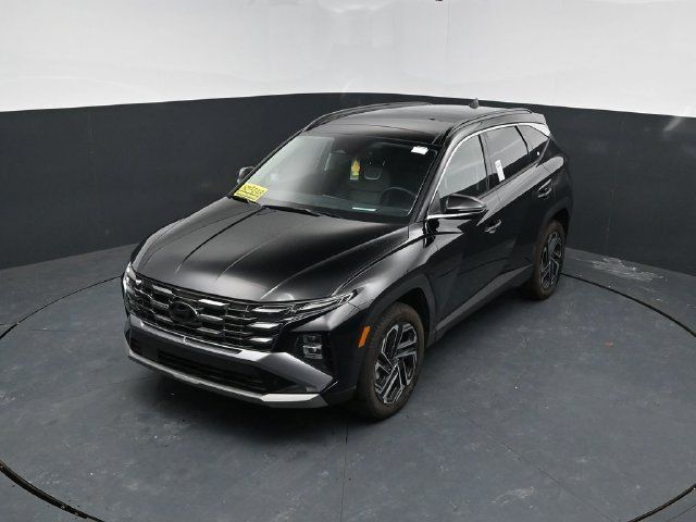 Used 2025 Hyundai Tucson Limited AWD/4WD image 57