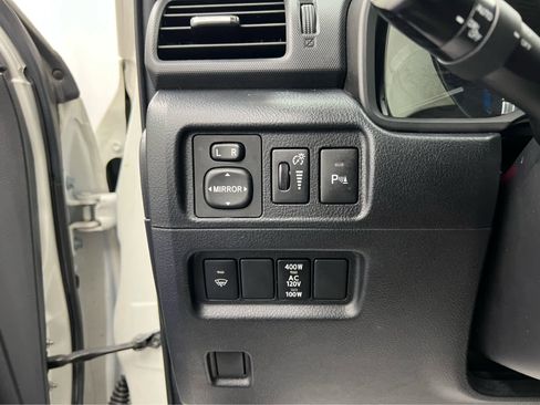 Used 2016 Toyota 4Runner Limited image 20