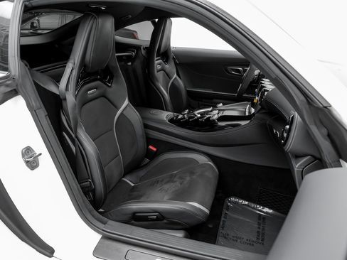 Used 2018 Mercedes-Benz AMG GT R image 38