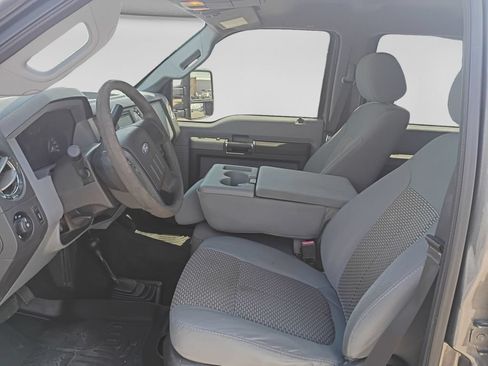 Used 2012 Ford F250 XLT AWD/4WD image 19