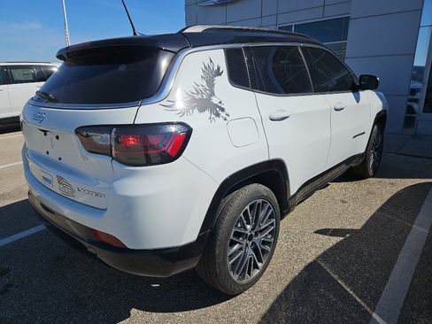 Used 2023 Jeep Compass Limited w/ Elite Group AWD/4WD image 5
