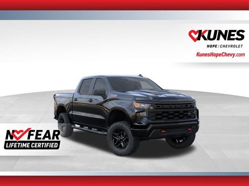 New 2025 Chevrolet Silverado 1500 Custom Trail Boss image 1
