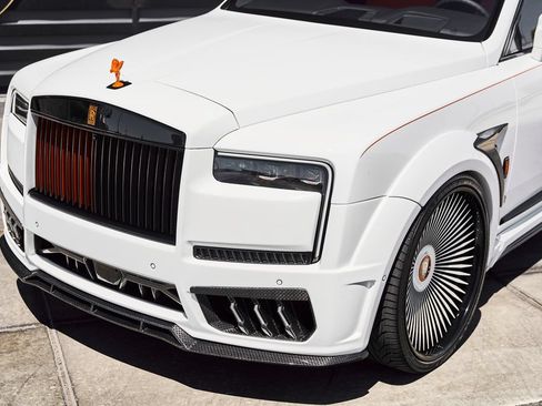 Used 2026 Rolls-Royce Cullinan AWD/4WD image 6
