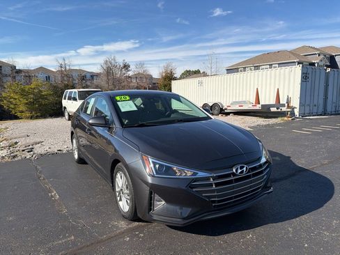 Used 2020 Hyundai Elantra SEL image 7