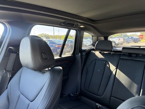 Used 2024 BMW X3 xDrive30i image 25