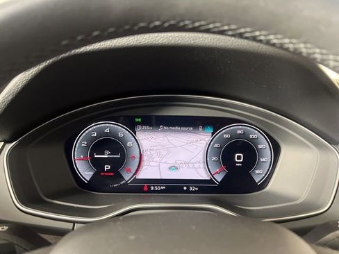 Used 2021 Audi Q5 Prestige image 23