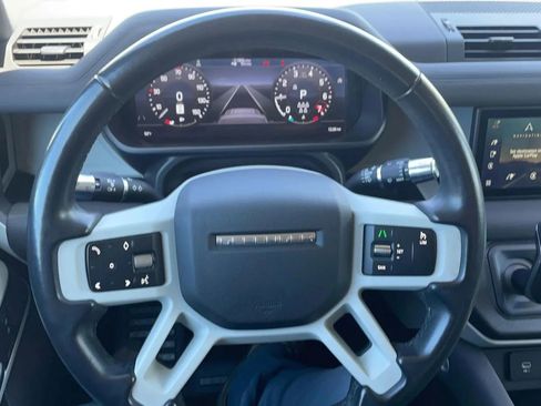 Used 2021 Land Rover Defender 110 SE AWD/4WD image 9