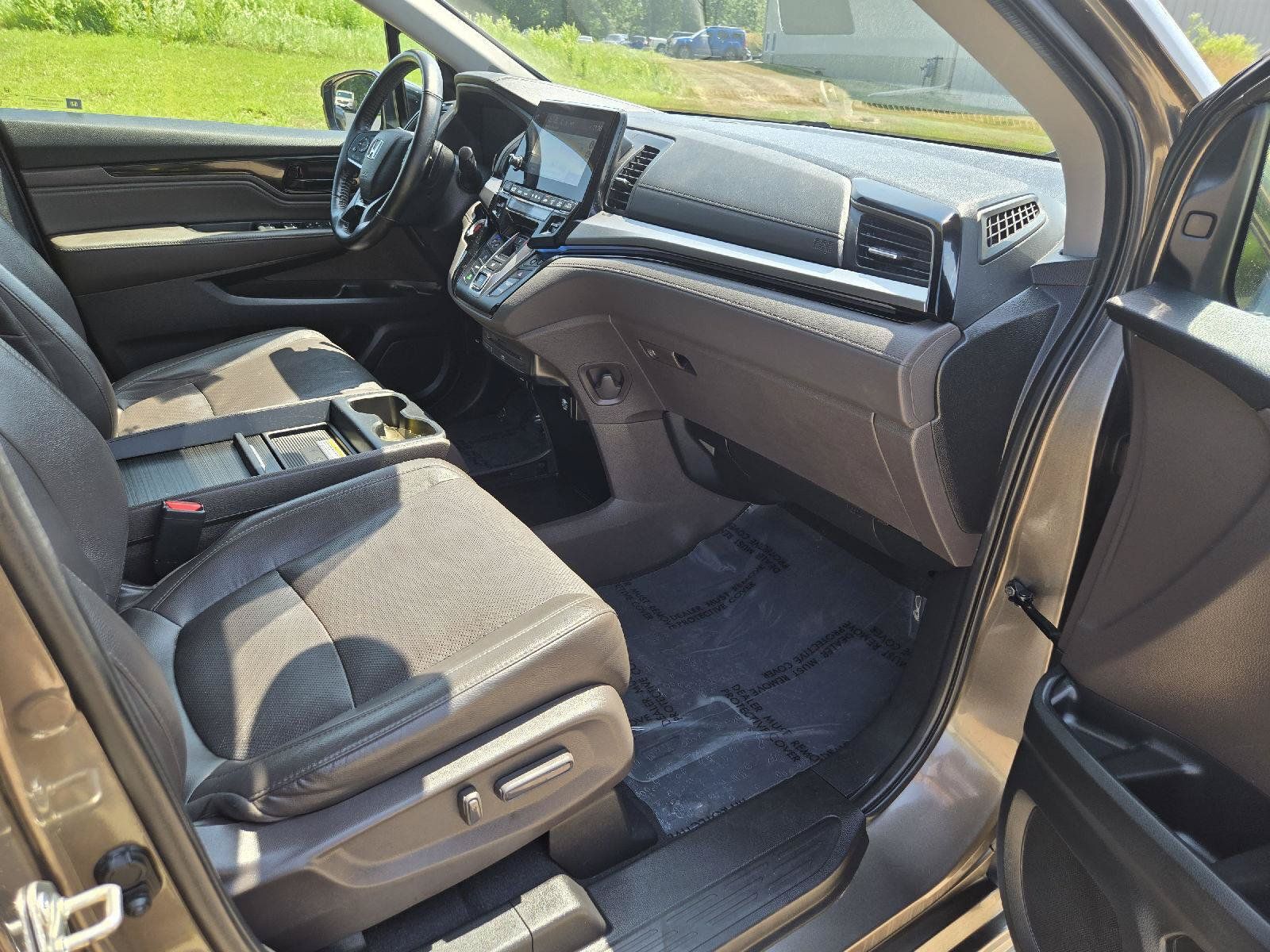 Used 2020 Honda Odyssey Elite image 23