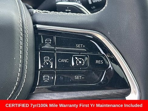 Used 2023 Jeep Grand Cherokee Overland AWD/4WD image 26